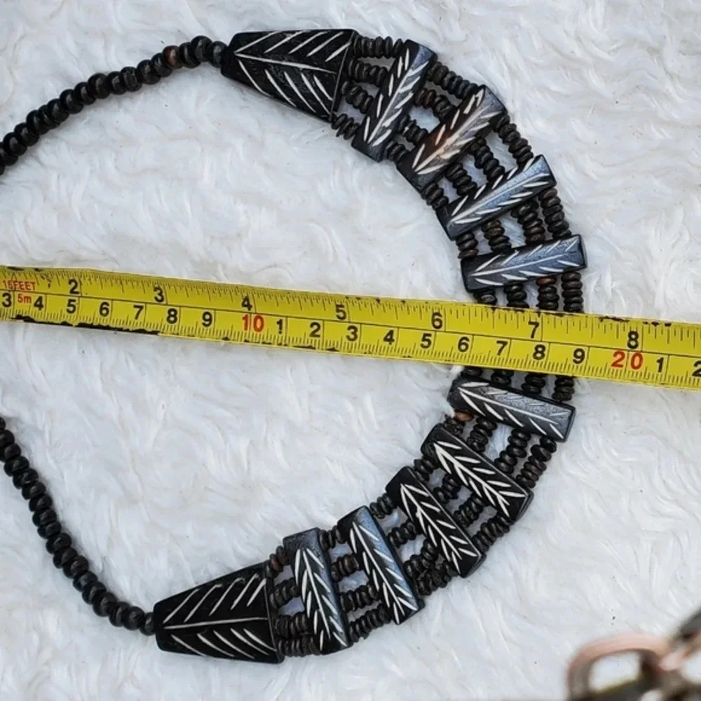 Vintage boho wood etched necklace‎
